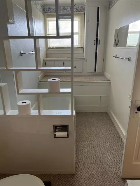 Bath - 218 E Walnut, Albion, MI 49224 photo 1 of 1