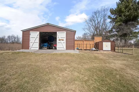 7426 Cooper, Jackson, MI 49201 photo 35