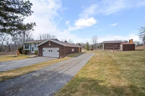 7426 Cooper, Jackson, MI 49201 photo 4