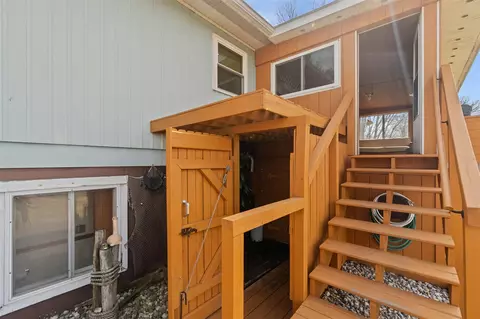 7426 Cooper, Jackson, MI 49201 photo 27