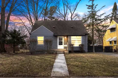 15885 Lexington, Redford, MI 48239