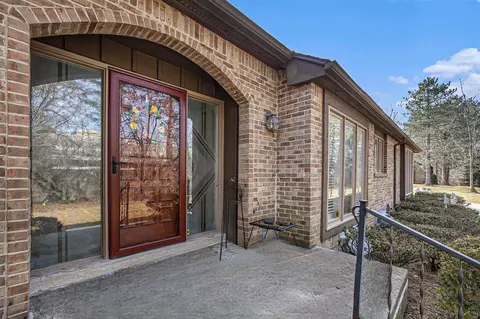 23930 Greenglen, Franklin, MI 48025