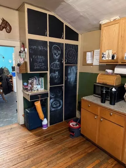 Kitchen - 661 E Main, Edmore, MI 48829 photo 3 of 4