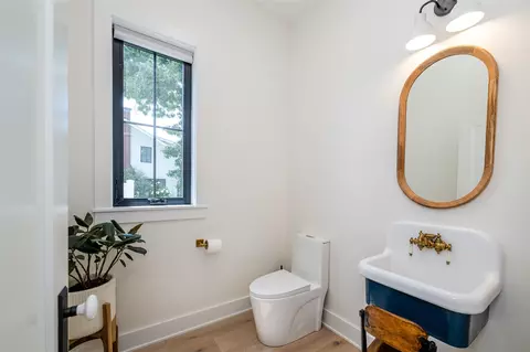 Bath - 401 Ridgeway, Saint Joseph, MI 49085 photo 1 of 10