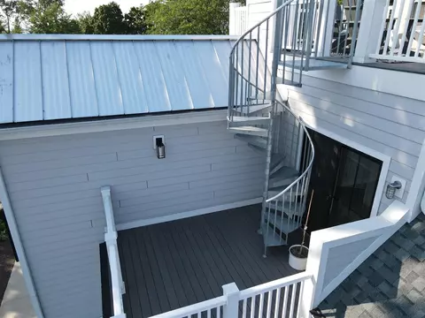 Exterior - 401 Ridgeway, Saint Joseph, MI 49085 photo 12 of 20