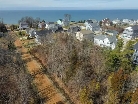 Vl E Beach, South Haven, MI 49090