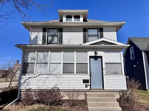 35 W 17th, Holland, MI 49423