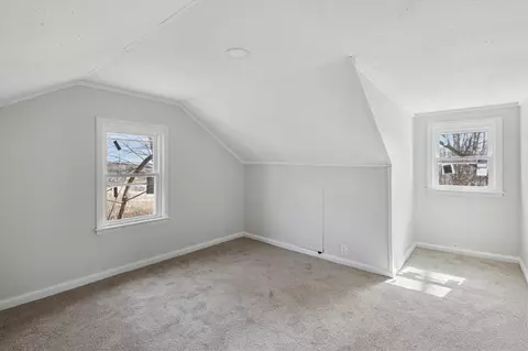 Bedroom - 6300 Spring Arbor, Jackson, MI 49201 photo 6 of 7