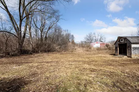 Exterior - 6300 Spring Arbor, Jackson, MI 49201 photo 7 of 8