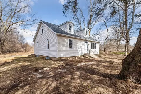 Exterior - 6300 Spring Arbor, Jackson, MI 49201 photo 2 of 8
