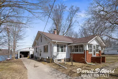 303 Oak, Caledonia, MI 49316