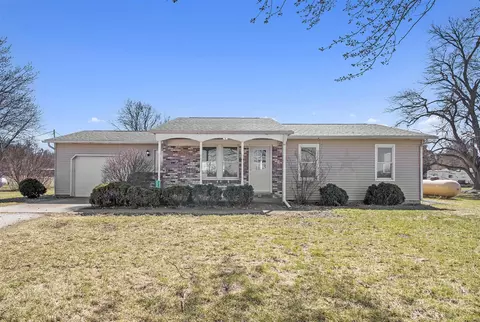 13849 Riverside, Constantine, MI 49042