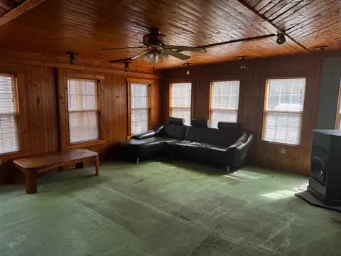 Living - 4925 E 36th, Newaygo, MI 49337 photo 2 of 2