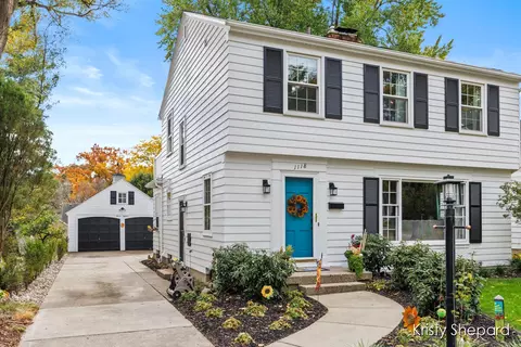 1118 Edna, Grand Rapids, MI 49507