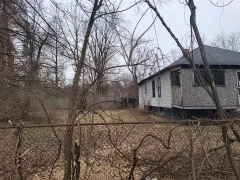 Exterior - 11114 Whitehorn, Romulus, MI 48174 photo 3 of 7