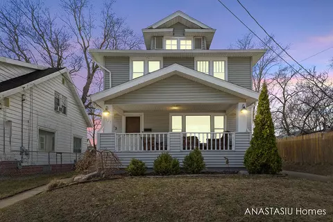 1123 Cooper, Grand Rapids, MI 49507