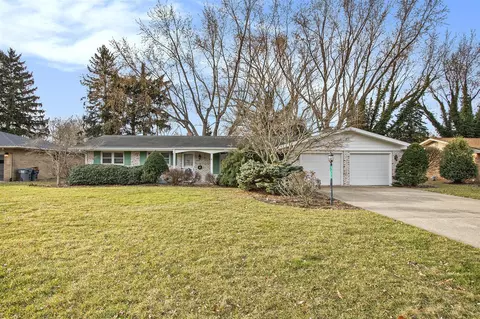 1356 N N Mnr, Saint Joseph, MI 49085