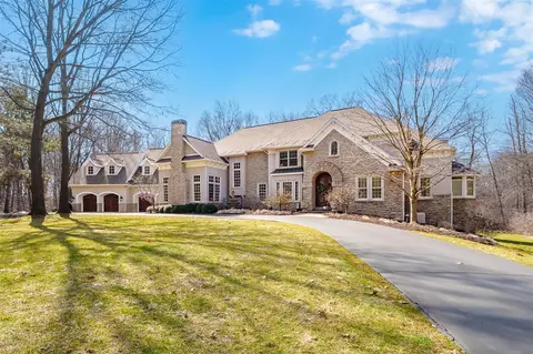 8357 Glenwynd, Kalamazoo, MI 49009