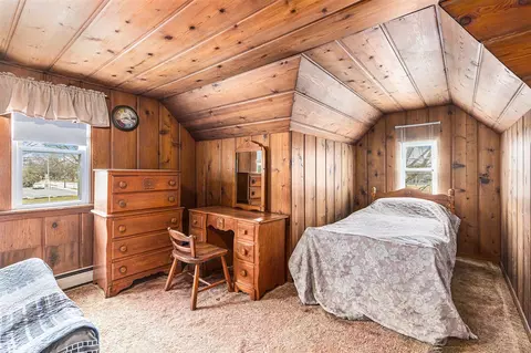 Bedroom - 159 E State, Grant, MI 49327 photo 2 of 3