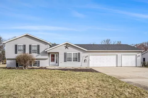 1049 Allen, Plainwell, MI 49080