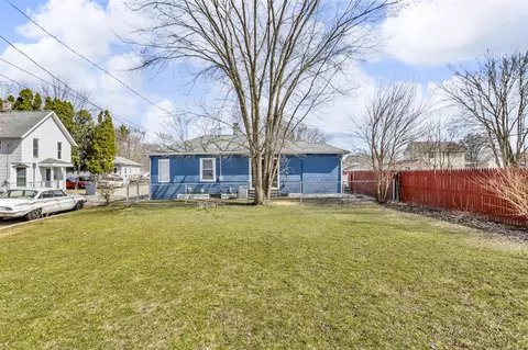 Exterior - 113 Larson, Jackson, MI 49202 photo 2 of 6