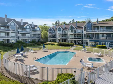 4144 Ridge #16, Stevensville, MI 49127