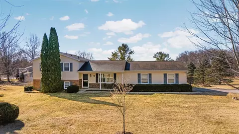 9822 Foxway, Dexter, MI 48130