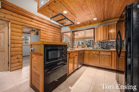 8700 Godfrey, Belding, MI 48809 photo 9