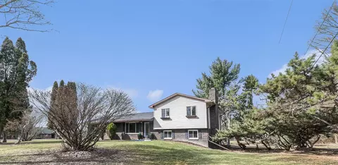 13310 Harper, Chelsea, MI 48118