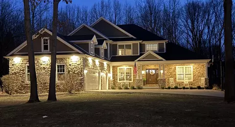 2530 Heritage, Stevensville, MI 49127