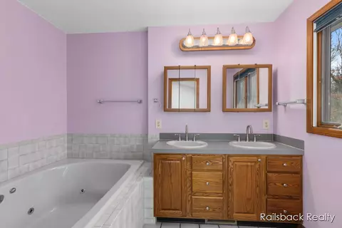 Bath - 162 E 56th, Newaygo, MI 49337 photo 1 of 6