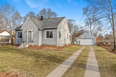 1225 Aberdeen, Grand Rapids, MI 49505