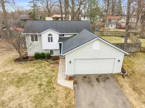 3930 Winewood, Grand Rapids, MI 49508