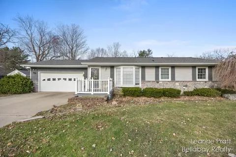 1610 N Jefferson, Hastings, MI 49058