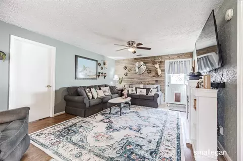 88 E Parameter, Ionia, MI 48846 photo 6