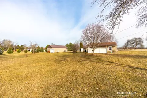 88 E Parameter, Ionia, MI 48846 photo 18