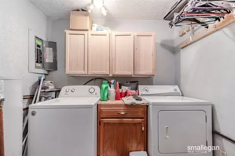88 E Parameter, Ionia, MI 48846 photo 15