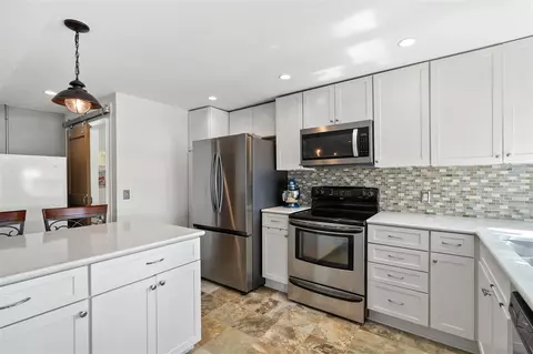 Kitchen - 51004 Maple Rd, Marcellus, MI 49067 photo 6 of 6