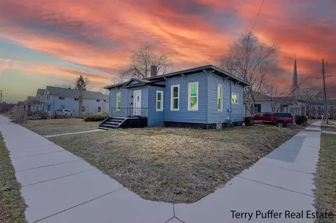 1209 Sanford, Muskegon, MI 49441