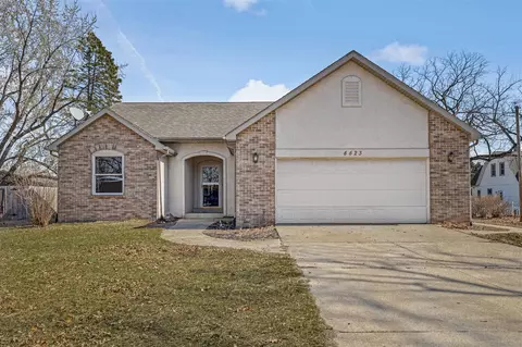 4423 N Roosevelt, Stevensville, MI 49127