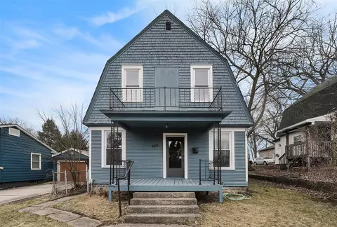 428 Leonard, Grand Rapids, MI 49503