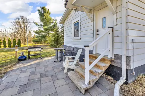 6317 Cooper, Jackson, MI 49201 photo 31