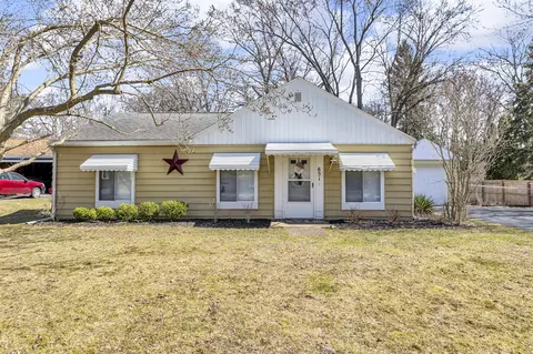 851 Springcrest, Jackson, MI 49203