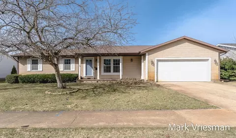 3303 Glenside, Muskegon, MI 49441