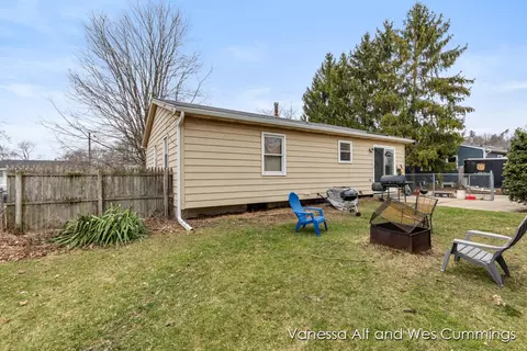 Exterior - 295 Roberta Jayne, Lowell, MI 49331 photo 3 of 5