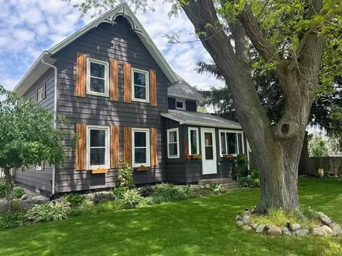 2987 Barry, Hudsonville, MI 49426