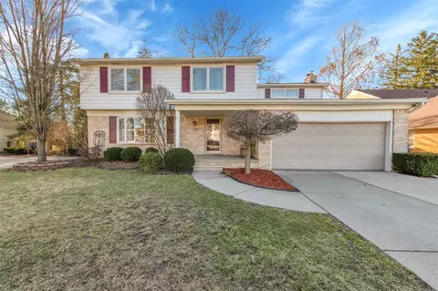 1305 N Evangeline, Dearborn Heights, MI 48127