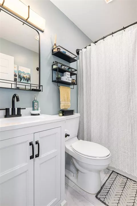 Bath - 3250 Reynolds, Jackson, MI 49201 photo 2 of 3