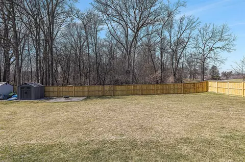 Exterior - 3250 Reynolds, Jackson, MI 49201 photo 11 of 12