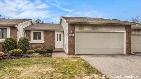 930 Village, Holland, MI 49423